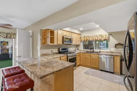 Kitchen - 5818 E 19th St, Tucson, AZ 85711 photo 6 of 7