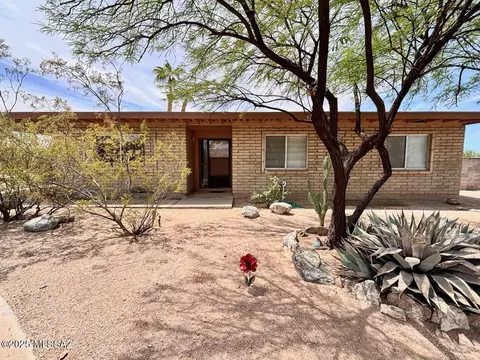 9756 E 32nd St, Tucson, AZ 85748