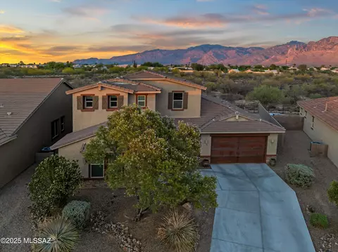 10956 N Gemma Ave, Oro Valley, AZ 85742