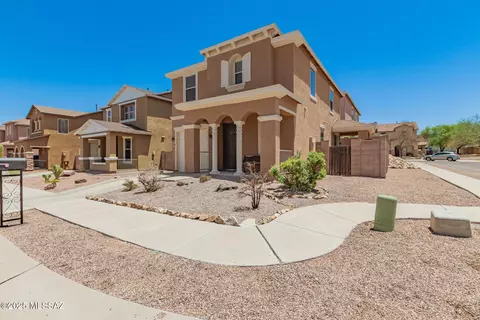 Exterior - 7952 E Revolution Loop, Tucson, AZ 85730 photo 2 of 10
