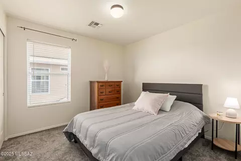 Bedroom - 7952 E Revolution Loop, Tucson, AZ 85730 photo 3 of 7