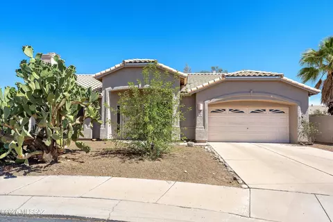 8970 N Willeta Dr, Tucson, AZ 85743