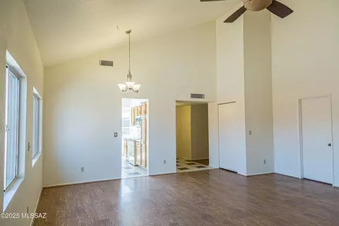 Living - 10285 Emily Dr, Tucson, AZ 85730 photo 3 of 3