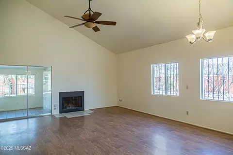 Living - 10285 Emily Dr, Tucson, AZ 85730 photo 1 of 3