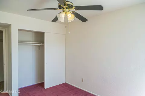 Bedroom - 10285 Emily Dr, Tucson, AZ 85730 photo 1 of 6