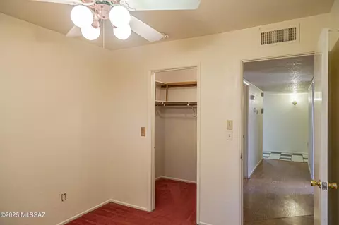 Bedroom - 10285 Emily Dr, Tucson, AZ 85730 photo 4 of 6