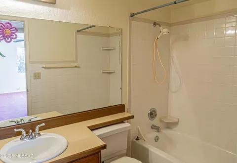Bath - 10285 Emily Dr, Tucson, AZ 85730 photo 1 of 3