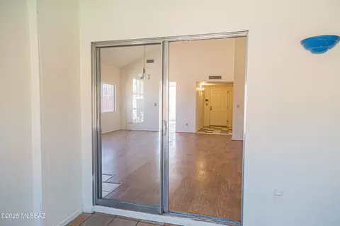 Entry Way - 10285 Emily Dr, Tucson, AZ 85730 photo 2 of 2