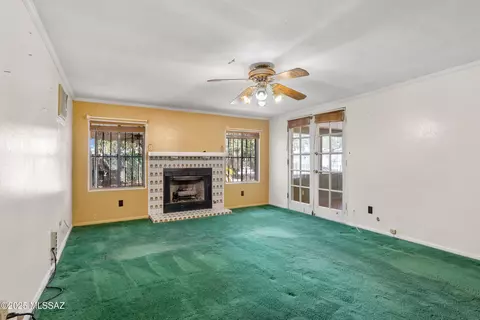 Living - 142 W Borrego St, Tucson, AZ 85706 photo 7 of 11