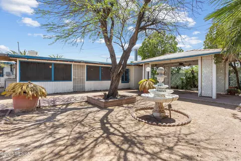 Exterior - 142 W Borrego St, Tucson, AZ 85706 photo 3 of 12