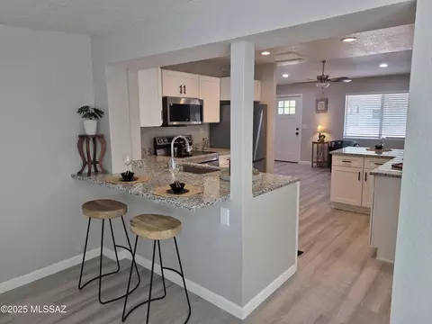 Kitchen - 230 N Biddle Ave, Willcox, AZ 85643 photo 5 of 5