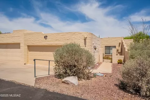 5096 N Placita Del Lazo, Tucson, AZ 85750