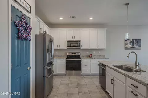 14171 E Adeline Dr, Vail, AZ 85641 photo 6