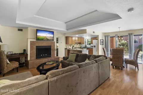 5051 N Sabino Canyon Rd #1107, Tucson, AZ 85750