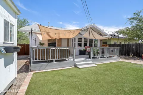 Exterior - 642 E 8th St, Tucson, AZ 85705 photo 3 of 6