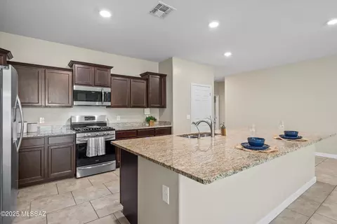 Kitchen - 12223 E Becker Dr, Vail, AZ 85641 photo 5 of 5