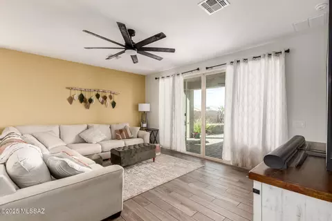 11805 E Becker Dr, Vail, AZ 85641 photo 5