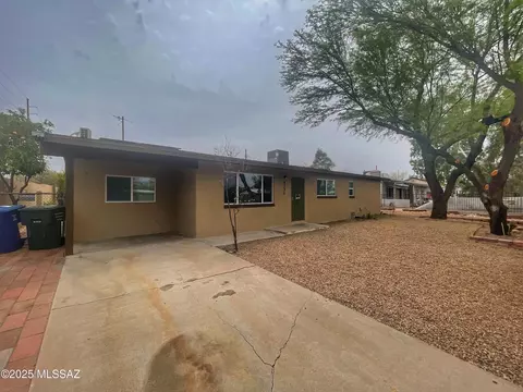 2330 N Los Altos Ave, Tucson, AZ 85705