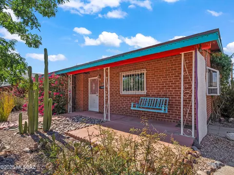 1433 E Silver St, Tucson, AZ 85719