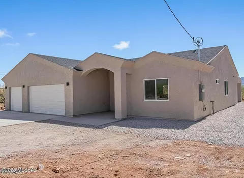 1844 Burns Ct, Rio Rico, AZ 85648