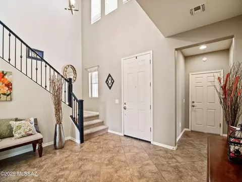 Entry Way - 741 S Desert Haven Rd, Vail, AZ 85641 photo 4 of 10