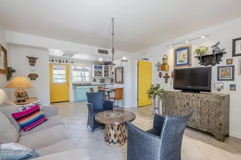 344 S Paseo Sarta #C, Green Valley, AZ 85614