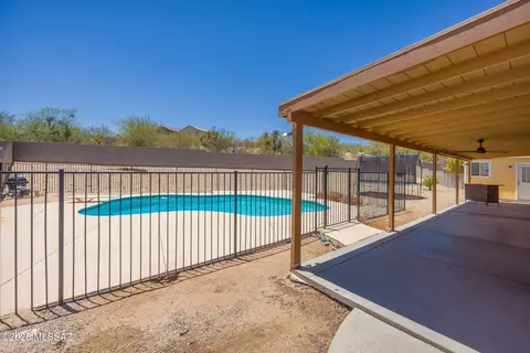 Exterior - 8876 E Apache Well Pl, Tucson, AZ 85730 photo 2 of 7