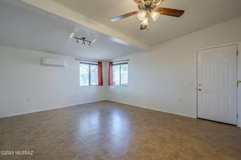 7402 Eli Dr, Tucson, AZ 85710 photo 11