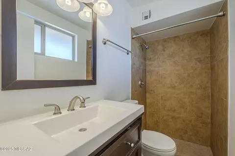 7402 Eli Dr, Tucson, AZ 85710 photo 18