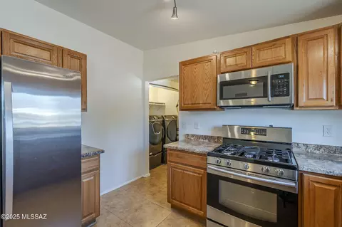 7402 Eli Dr, Tucson, AZ 85710 photo 6