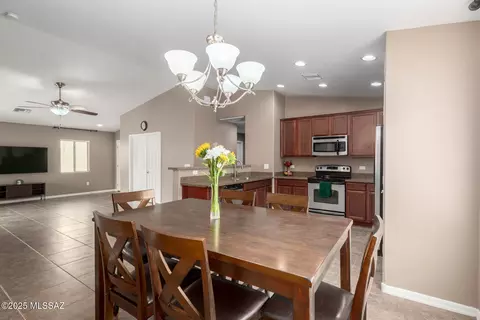 Dining - 4112 E Shadow Branch Dr, Tucson, AZ 85756 photo 2 of 2