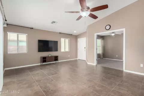 Living - 4112 E Shadow Branch Dr, Tucson, AZ 85756 photo 1 of 2