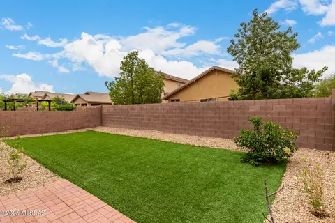 Exterior - 4112 E Shadow Branch Dr, Tucson, AZ 85756 photo 8 of 8