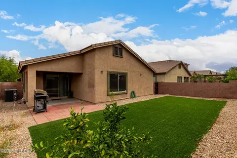 Exterior - 4112 E Shadow Branch Dr, Tucson, AZ 85756 photo 7 of 8