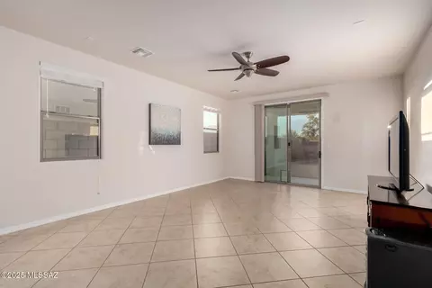 Living - 10377 S High Bluff Dr, Vail, AZ 85641 photo 1 of 3