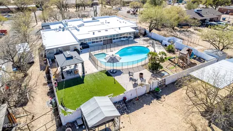 View/Area - 11341 E Calle Vaqueros, Tucson, AZ 85749 photo 1 of 4