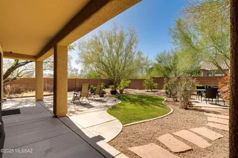 Exterior - 10684 E Ravenswood St, Tucson, AZ 85747 photo 6 of 9