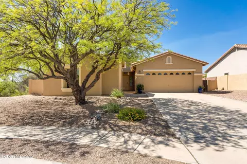 10684 E Ravenswood St, Tucson, AZ 85747