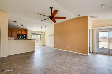 Living - 8068 S Nautilus Dr, Tucson, AZ 85756 photo 4 of 4