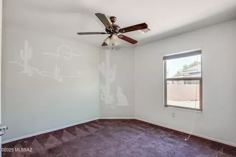 Bedroom - 8068 S Nautilus Dr, Tucson, AZ 85756 photo 5 of 11