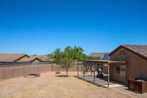 Exterior - 8068 S Nautilus Dr, Tucson, AZ 85756 photo 11 of 12