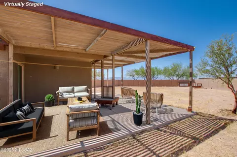 Exterior - 8068 S Nautilus Dr, Tucson, AZ 85756 photo 3 of 12