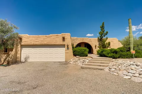 5805 N Via Verdosa, Tucson, AZ 85750