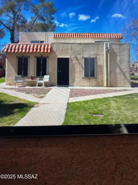 6640 E Calle Lapaz #A, Tucson, AZ 85715