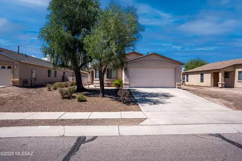 4396 S Valley Rd, Tucson, AZ 85714