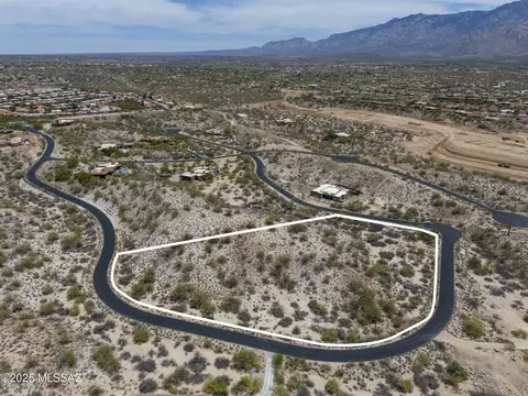 10876 N Desert Whisper Way, Oro Valley, AZ 85737