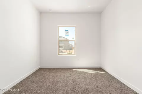 Bedroom - 9822 E Gray Hawk Dr, Tucson, AZ 85730 photo 5 of 8