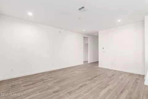 Living - 9822 E Gray Hawk Dr, Tucson, AZ 85730 photo 1 of 5