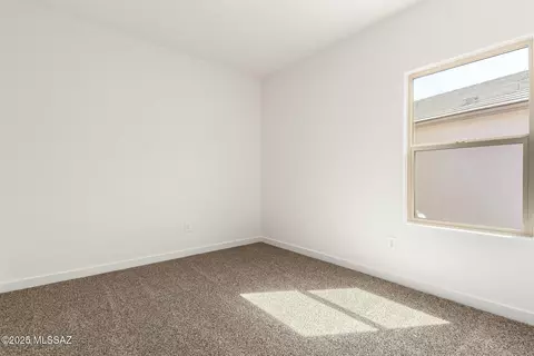 Bedroom - 9822 E Gray Hawk Dr, Tucson, AZ 85730 photo 7 of 8