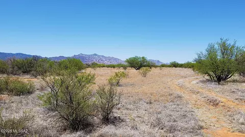 5 E 17 Ac E Rock Rd, Pearce, AZ 85625